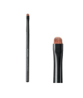 Contouring brush